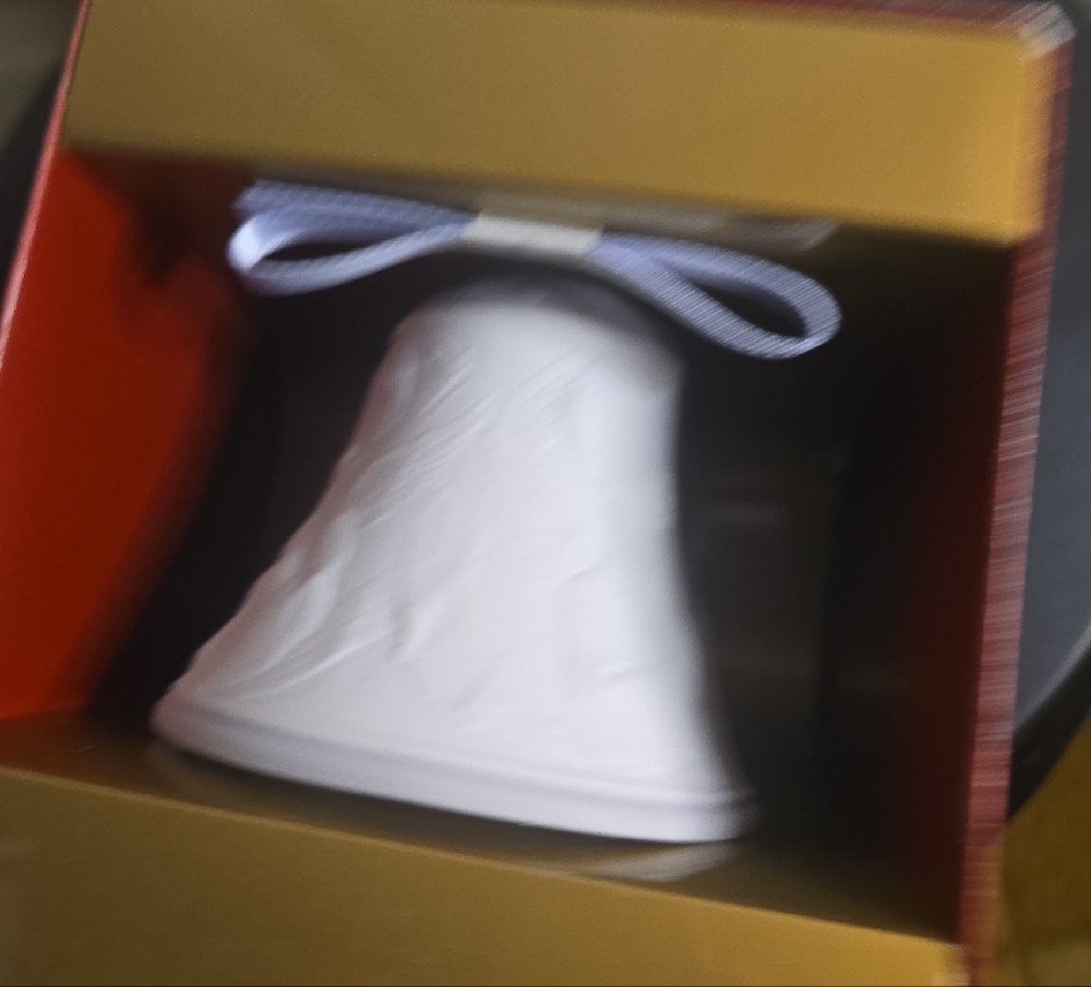 Lladro 1999 Collectors White Porcelain Christmas Bell Ornament With Box - Picture 3 of 10